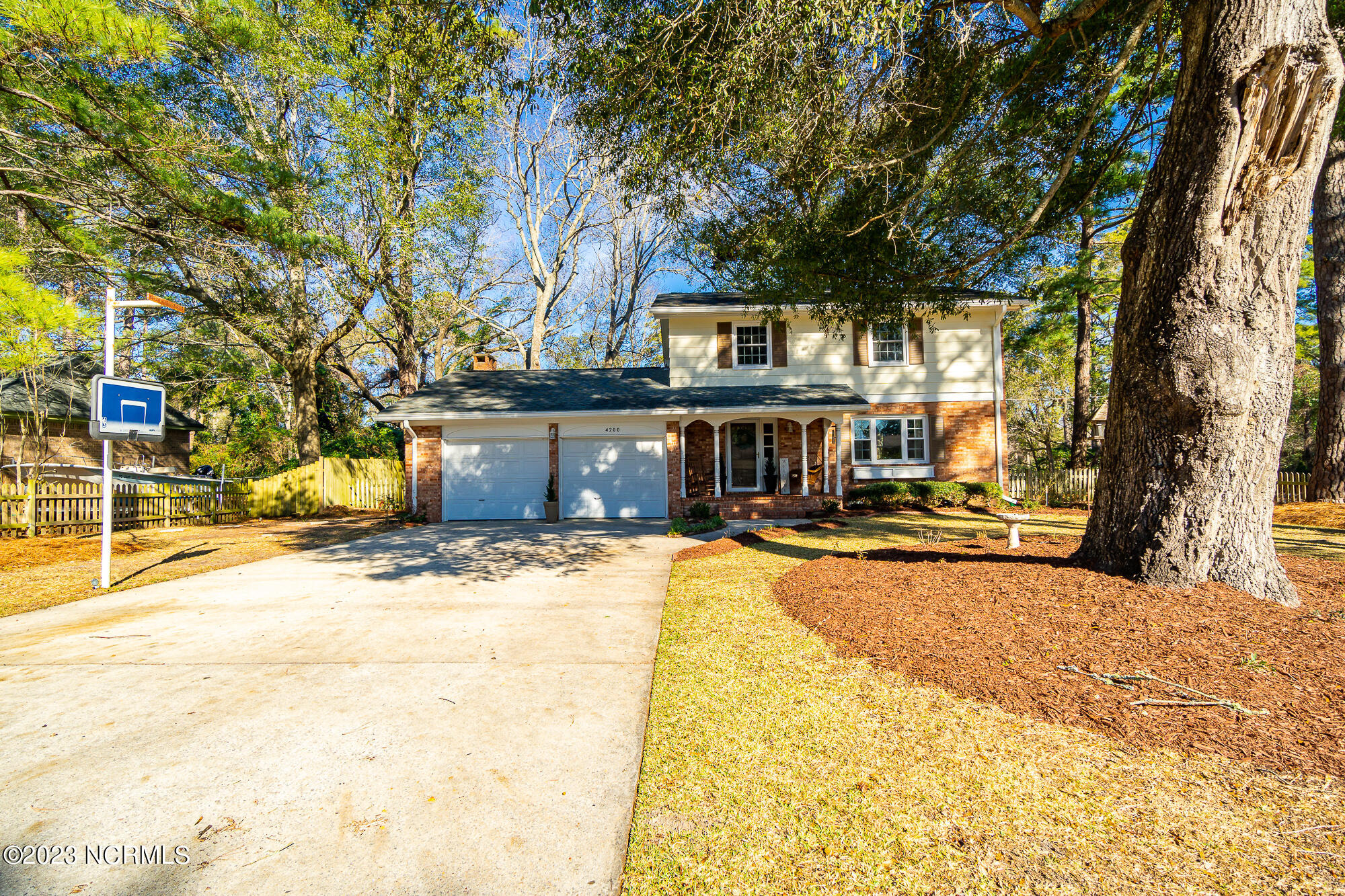 4200 Country Club Road Morehead City, NC 28557 - Photo 38 of 42 Front