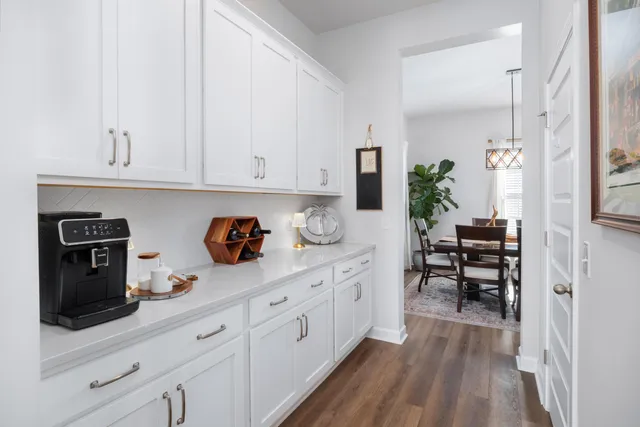 $689,000 | 716 Blueway Avenue, Summerville, SC 29486