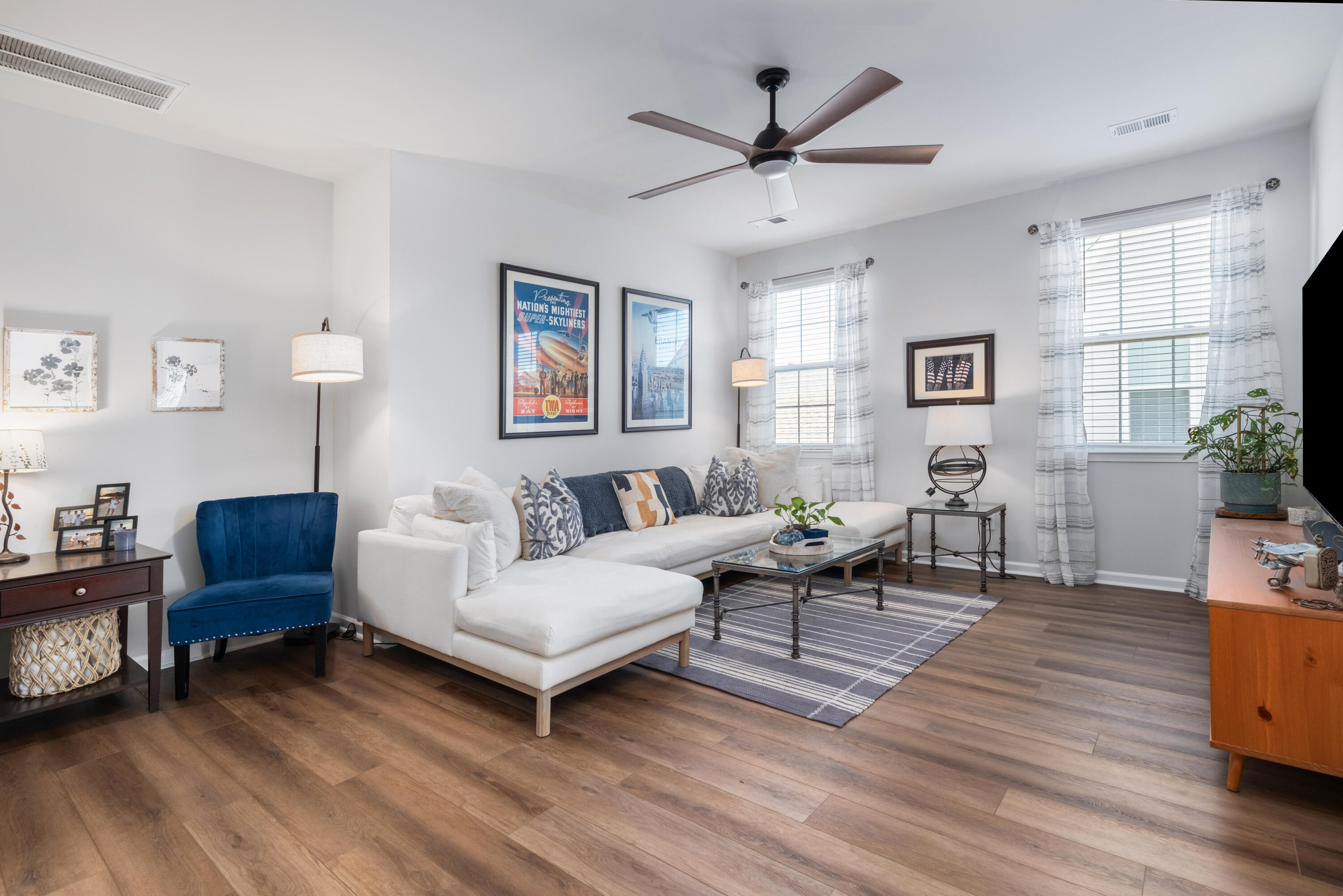 716 Blueway Avenue Summerville, SC 29486 - Photo 29 of 49 716 Blueway Ave_Eterna_Media-30