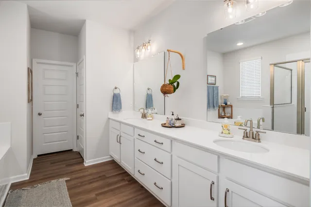 $689,000 | 716 Blueway Avenue, Summerville, SC 29486