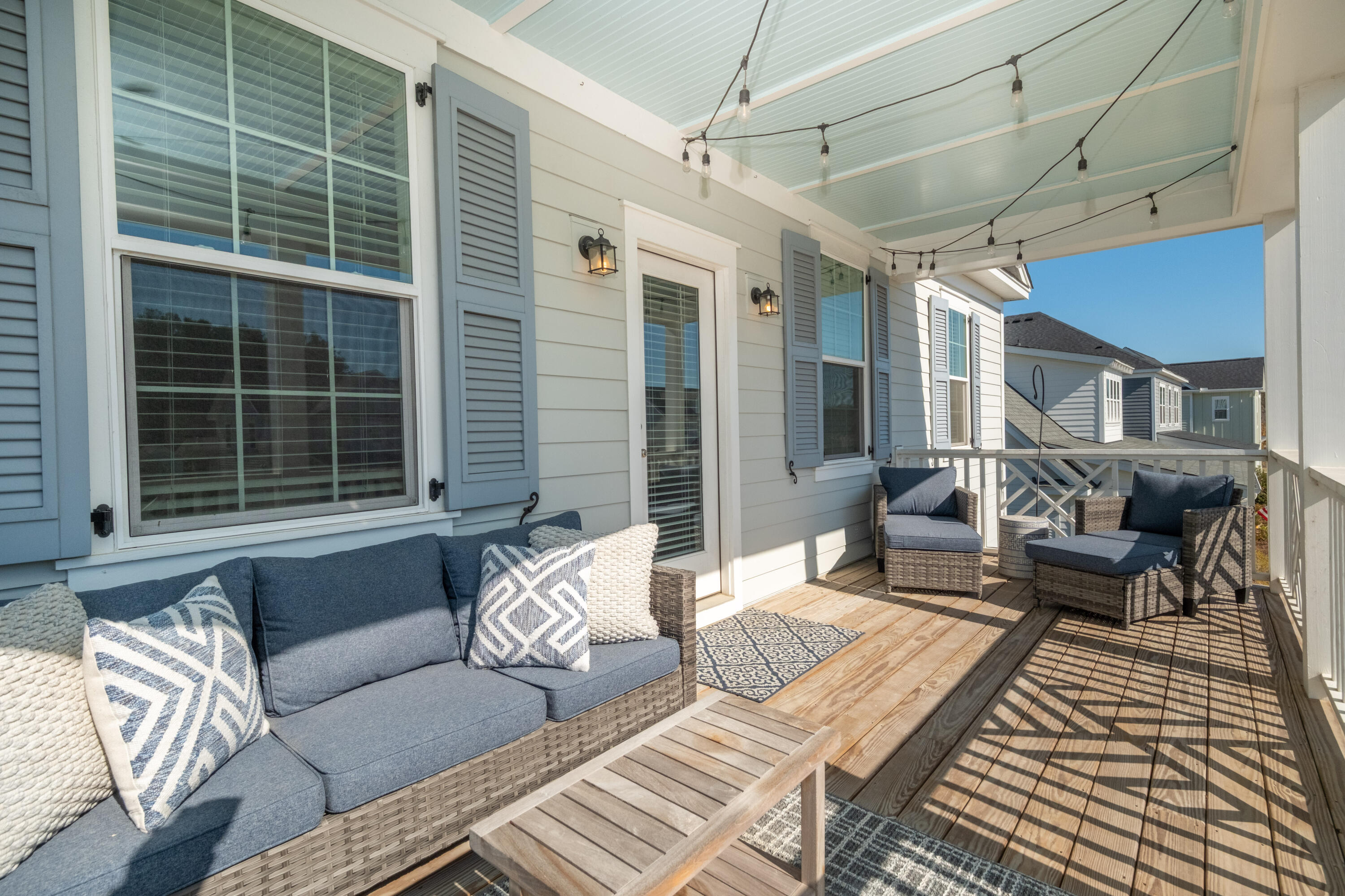 716 Blueway Avenue Summerville, SC 29486 - Photo 38 of 49 716 Blueway Ave_Eterna_Media-36