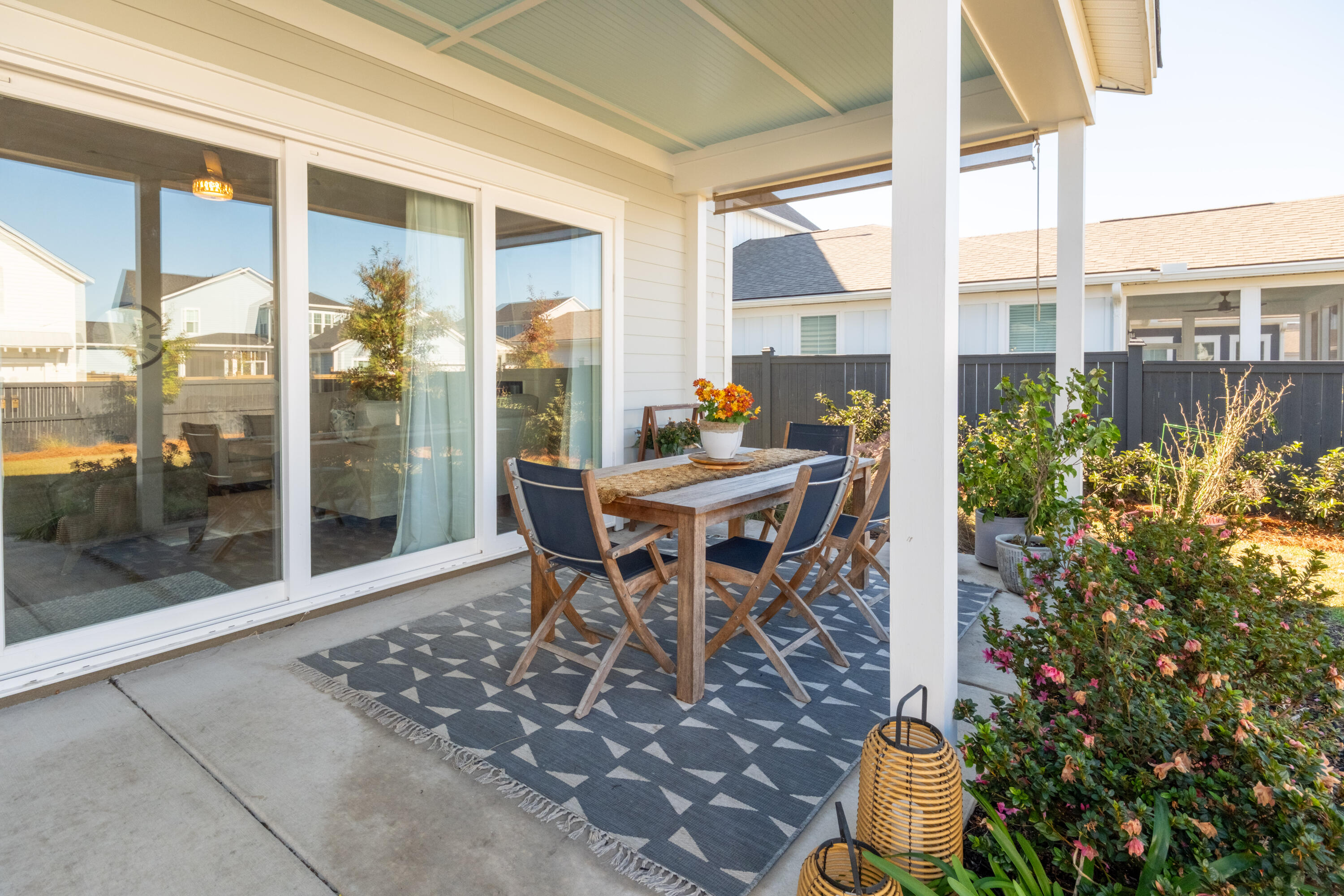 716 Blueway Avenue Summerville, SC 29486 - Photo 44 of 49 716 Blueway Ave_Eterna_Media-46