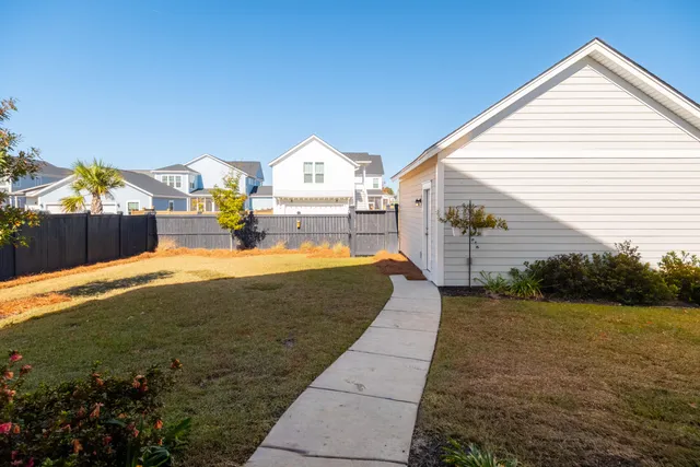 $689,000 | 716 Blueway Avenue, Summerville, SC 29486