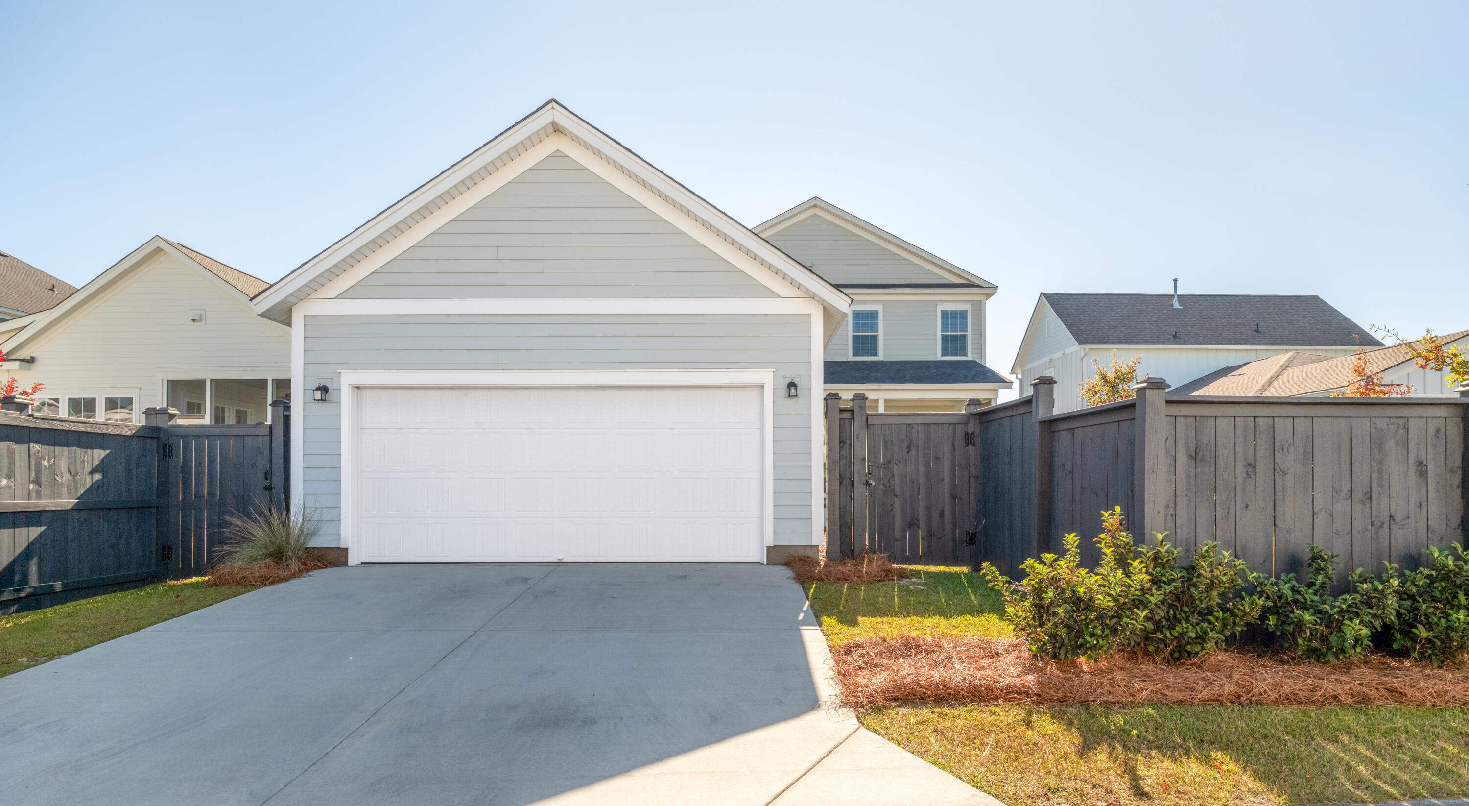 716 Blueway Avenue Summerville, SC 29486 - Photo 49 of 49 716 Blueway Ave_Eterna_Media-51