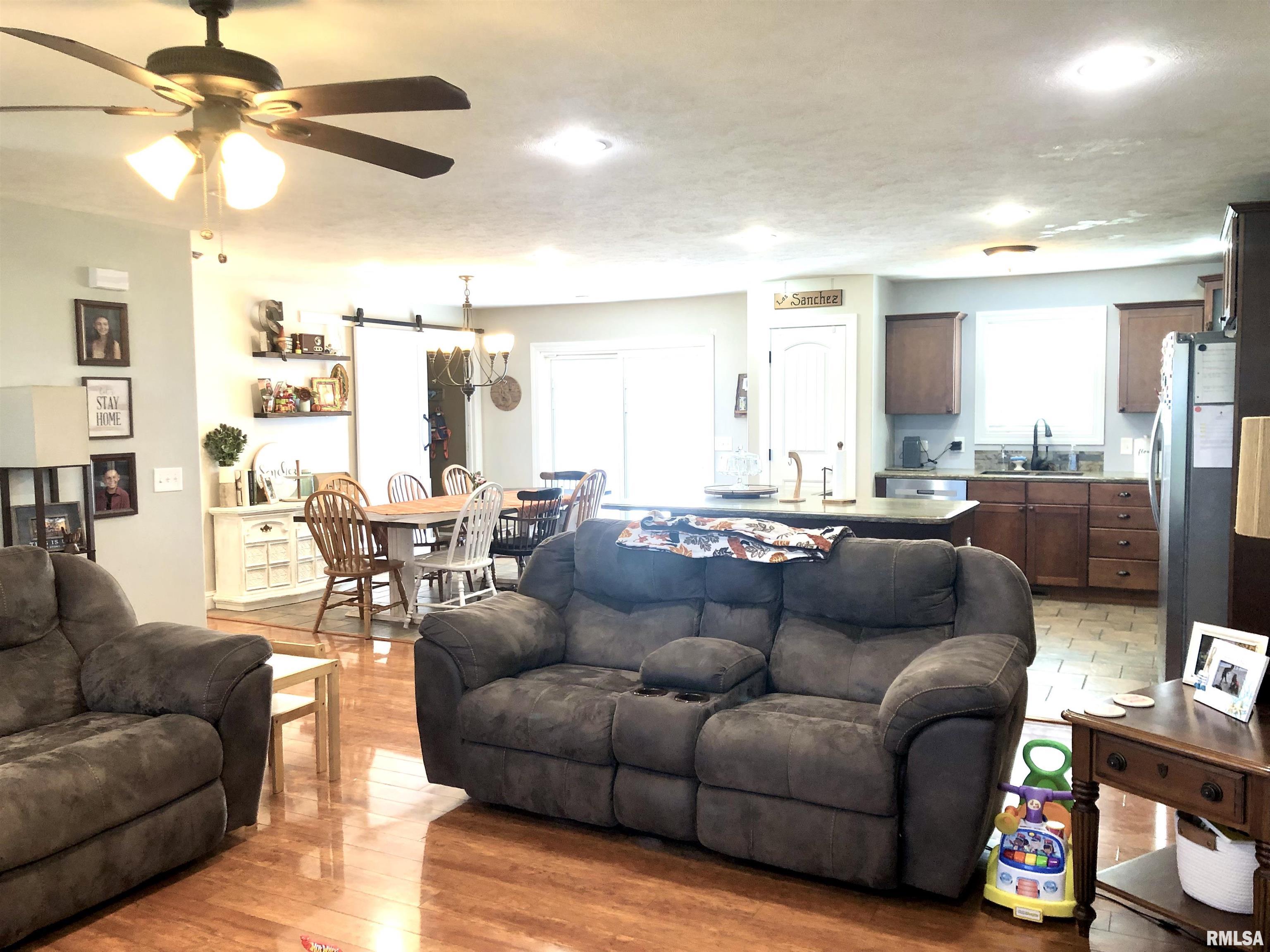 15687 Jadin Road Marion, IL 62959 - Photo 3 of 48 Gallery Image 3