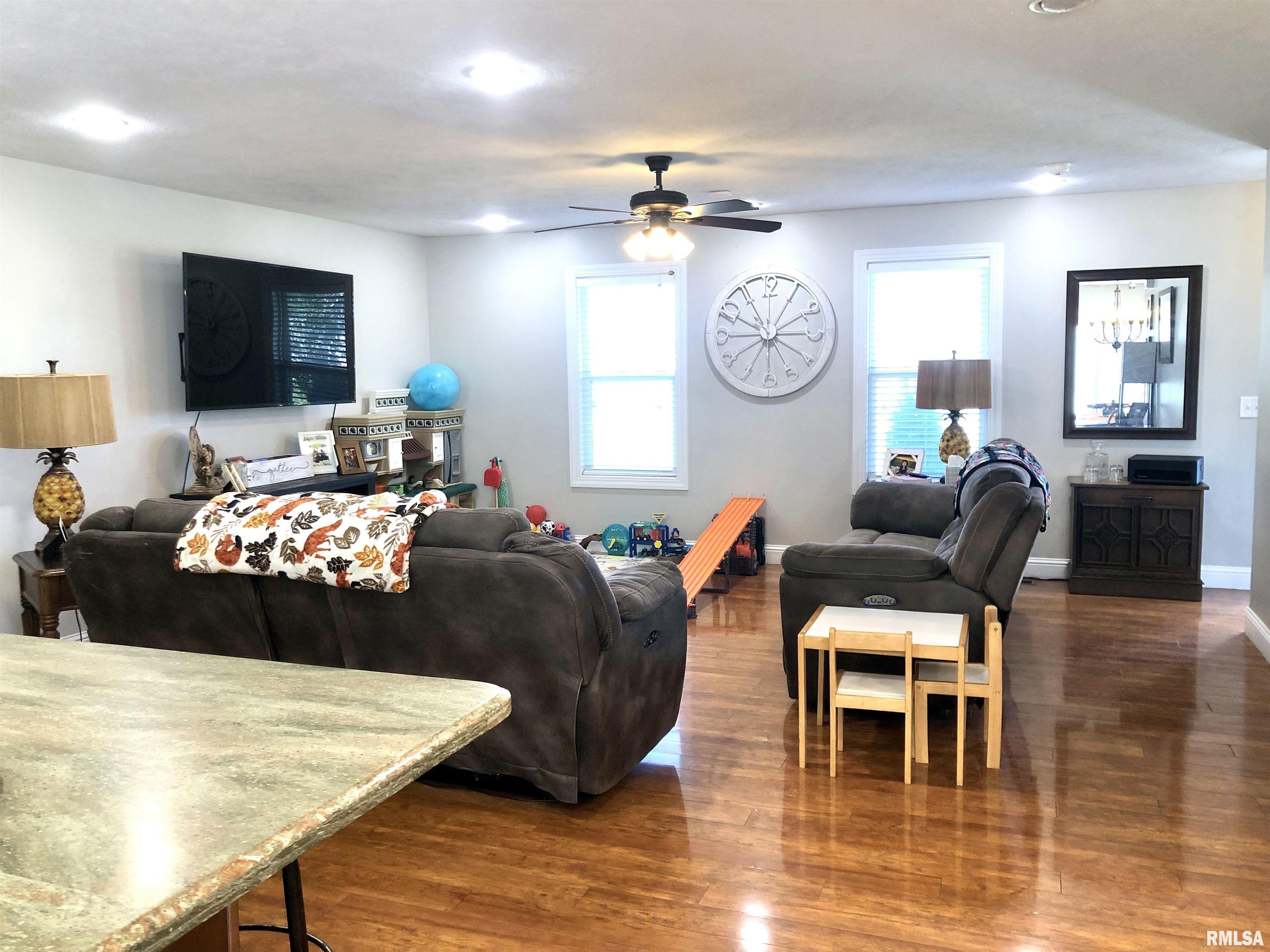 15687 Jadin Road Marion, IL 62959 - Photo 8 of 48 Gallery Image 8