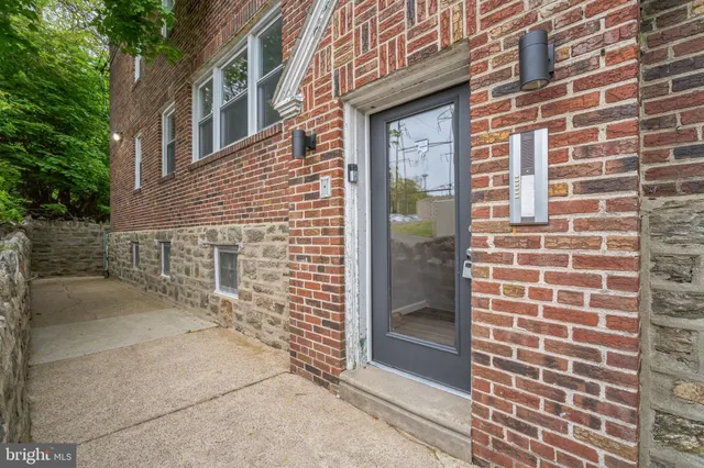 $1,700 | 2137 Bryn Mawr Avenue, Unit 3F, Philadelphia, PA 19131