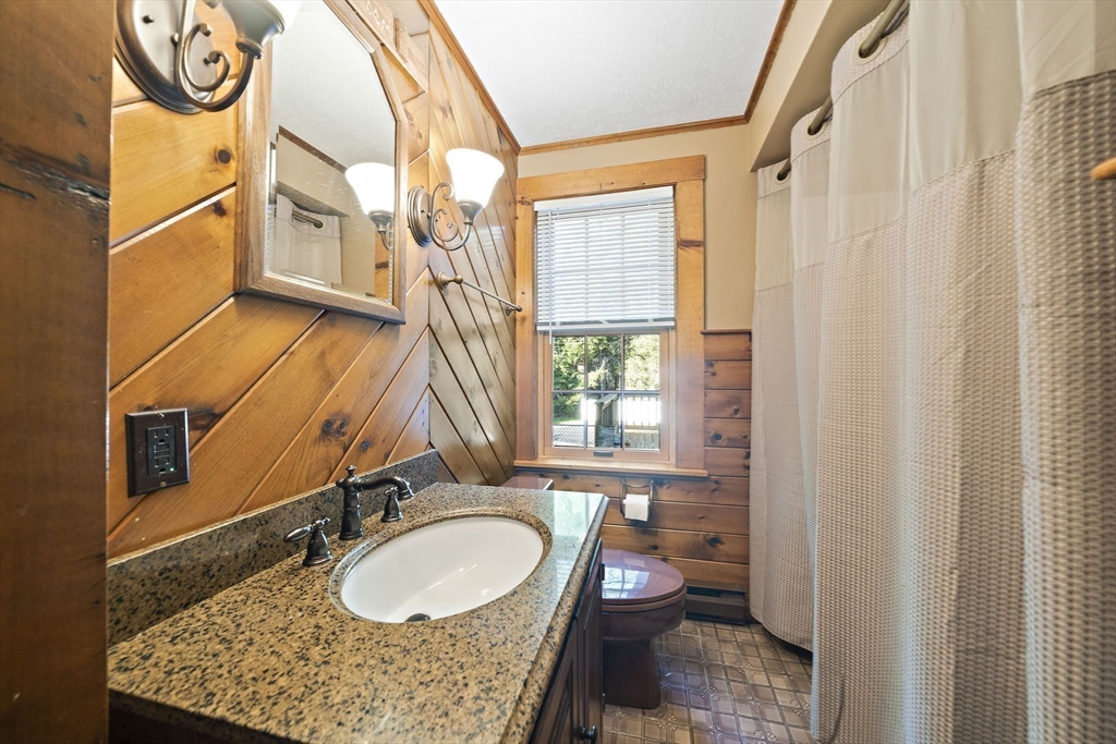 63 Reed Street Hanson, MA 02341 - Photo 10 of 24 Gallery Image 10