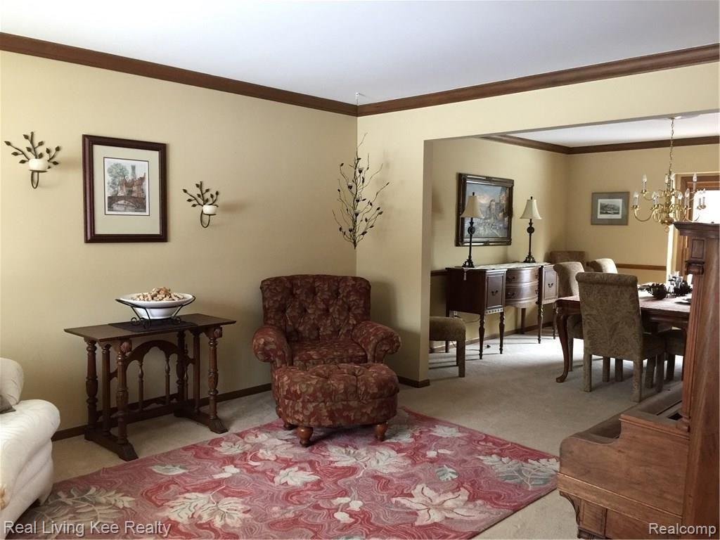 1739 Rapids Way Rochester Hills, MI 48309 - Photo 7 of 31