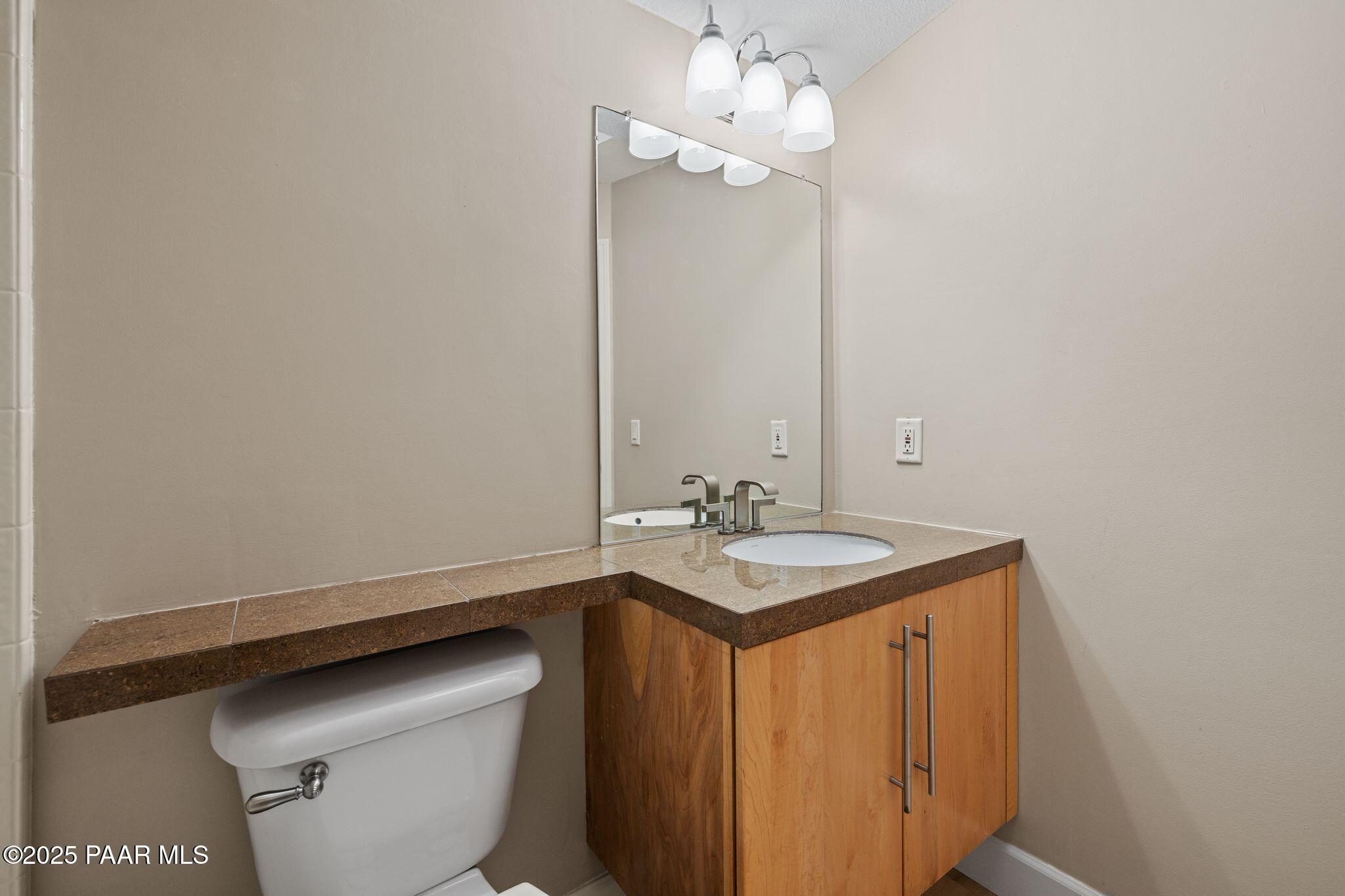 92 Alpine Prescott, AZ 86305 - Photo 22 of 51 20_099-Bathroom #1