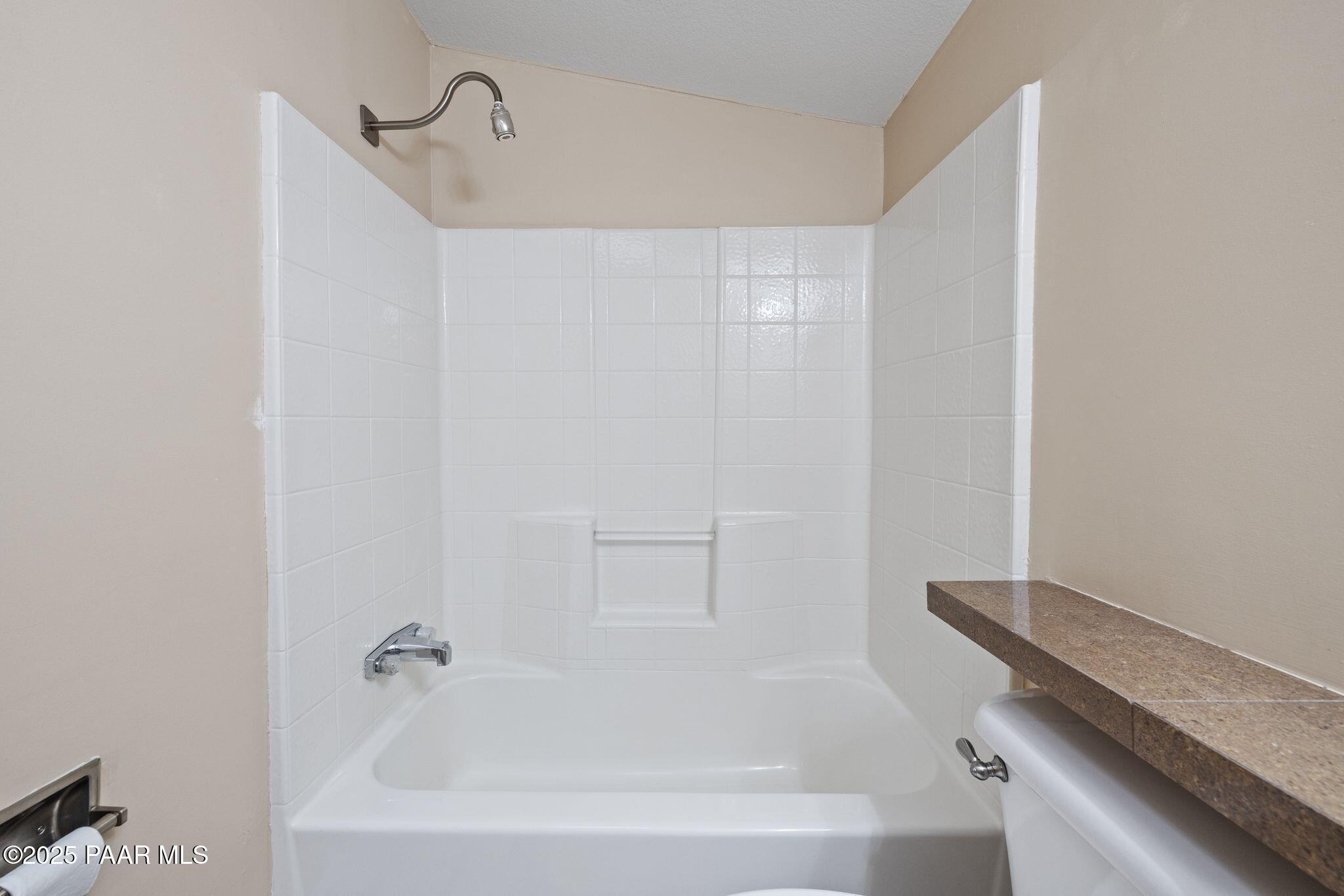 92 Alpine Prescott, AZ 86305 - Photo 23 of 51 21_104-Bathroom #1