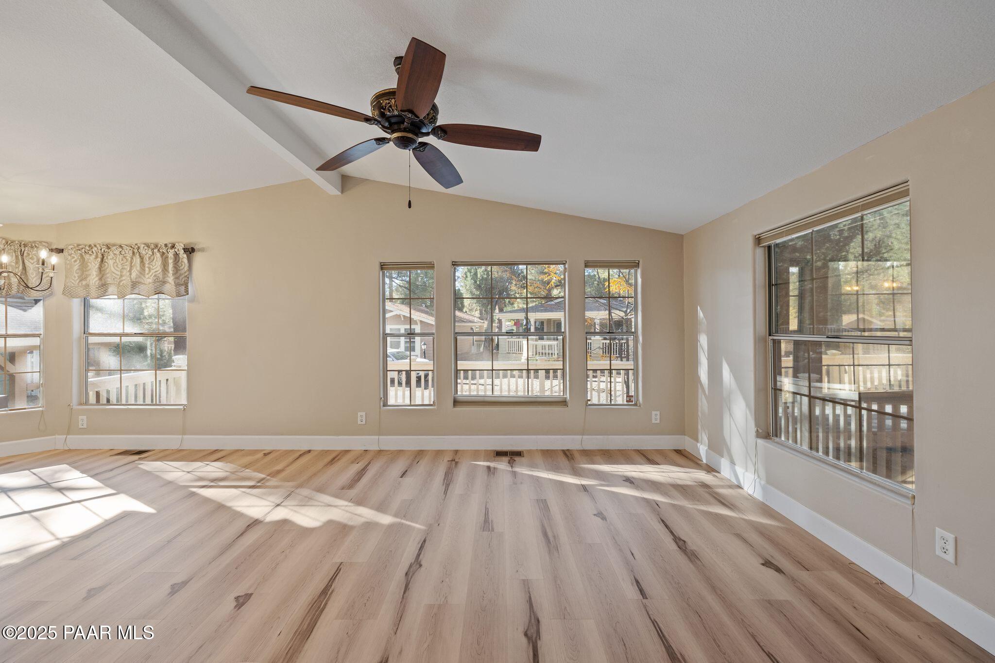 92 Alpine Prescott, AZ 86305 - Photo 9 of 51 8_039-Living Room