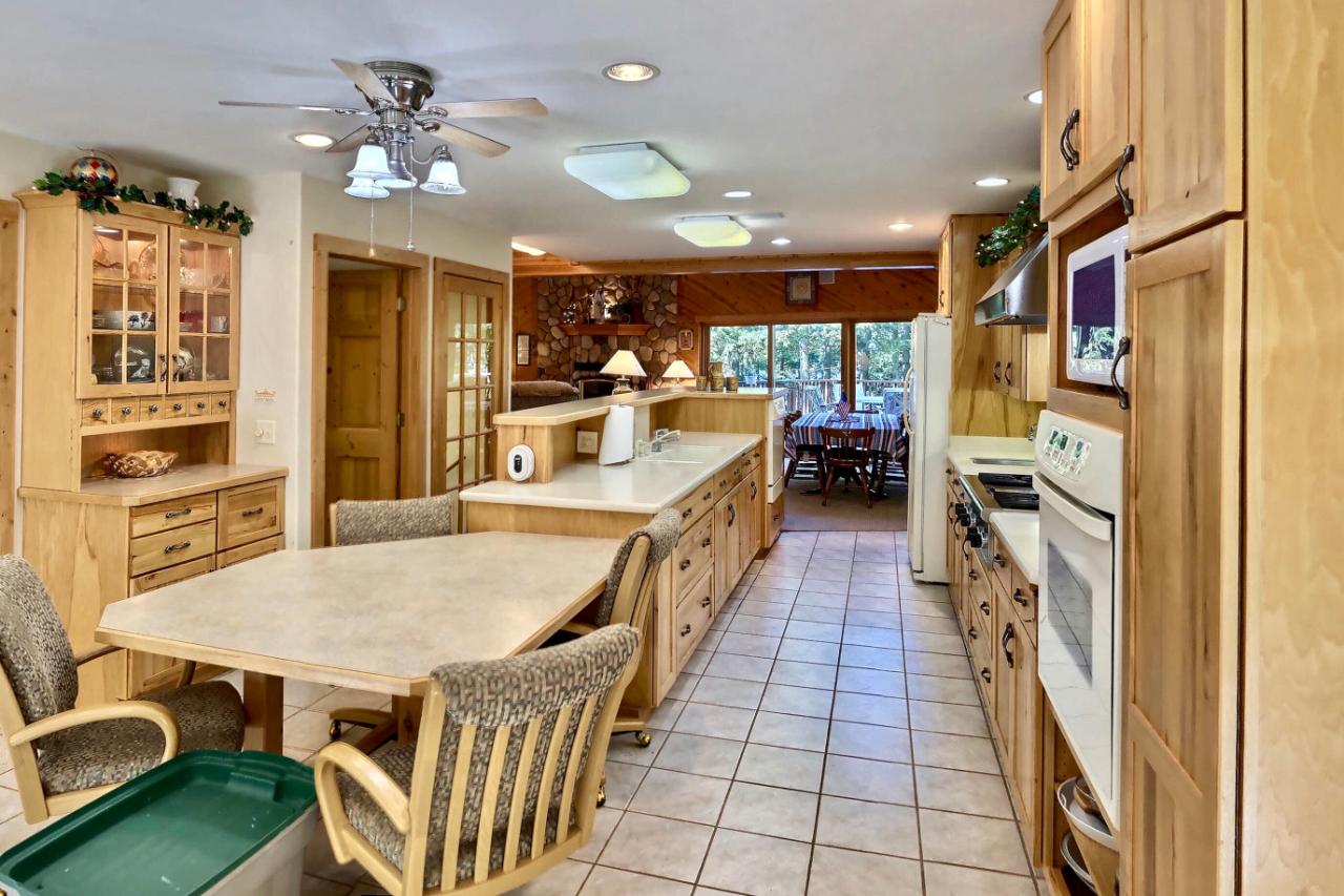 1404 Schomann Road Three Lakes, WI 54562 - Photo 10 of 43 Gallery Image 10