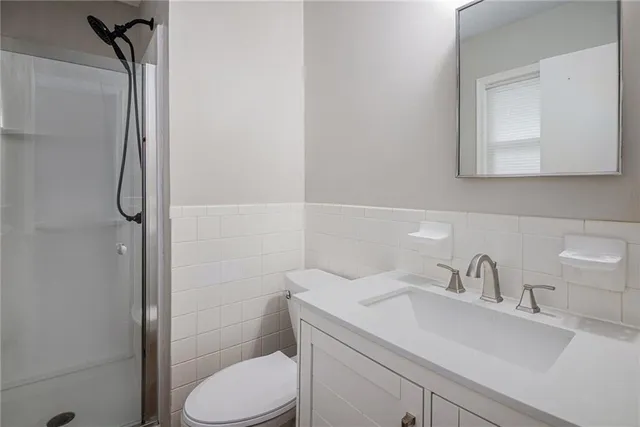 $280,000 | 7000 Northwest Belvidere Parkway, Kansas City, MO 64152