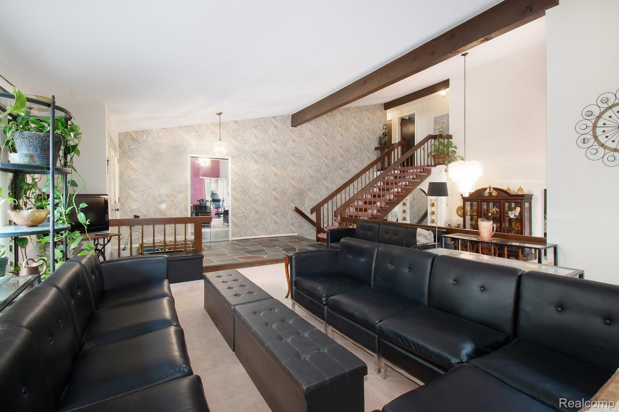 11079 Wealthy Lane Romeo, MI 48065 - Photo 3 of 17 8.jpg