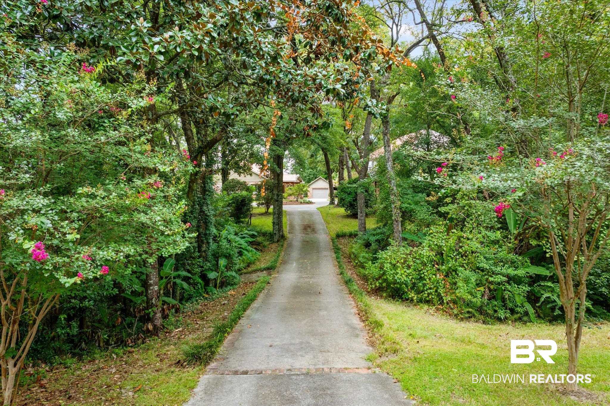 2228 Riverside Drive Mobile, AL 36605 - Photo 9 of 51 View of road