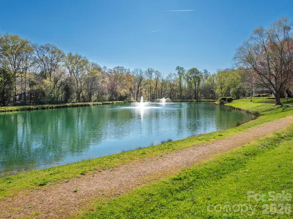 $195,000 | 7200 Winery Lane, Charlotte, NC 28227