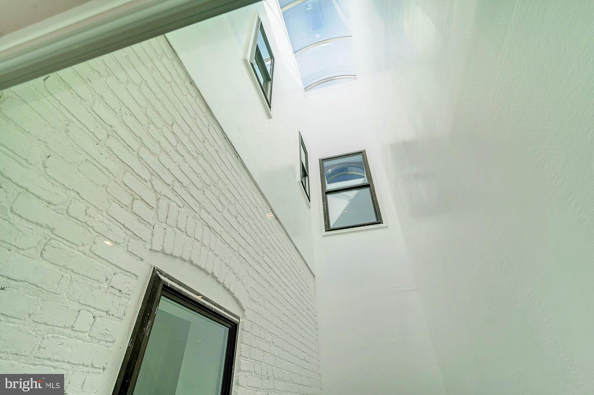 2515 Ontario Road Northwest, Unit 2 Washington, DC 20009 - Photo 18 of 42 Interior
