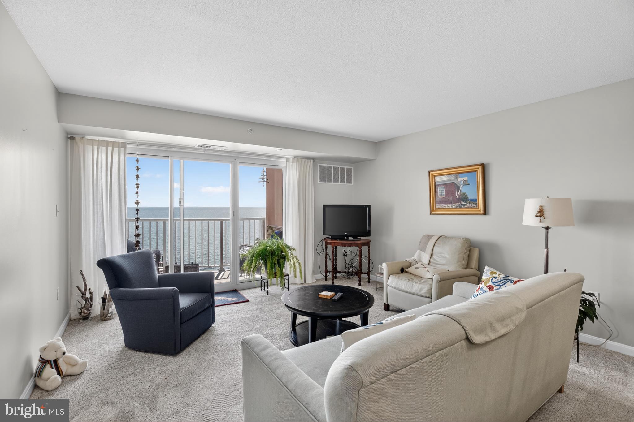 8501 Bayside Road, Unit 604 Chesapeake Beach, MD 20732 - Photo 5 of 42 Living Room
