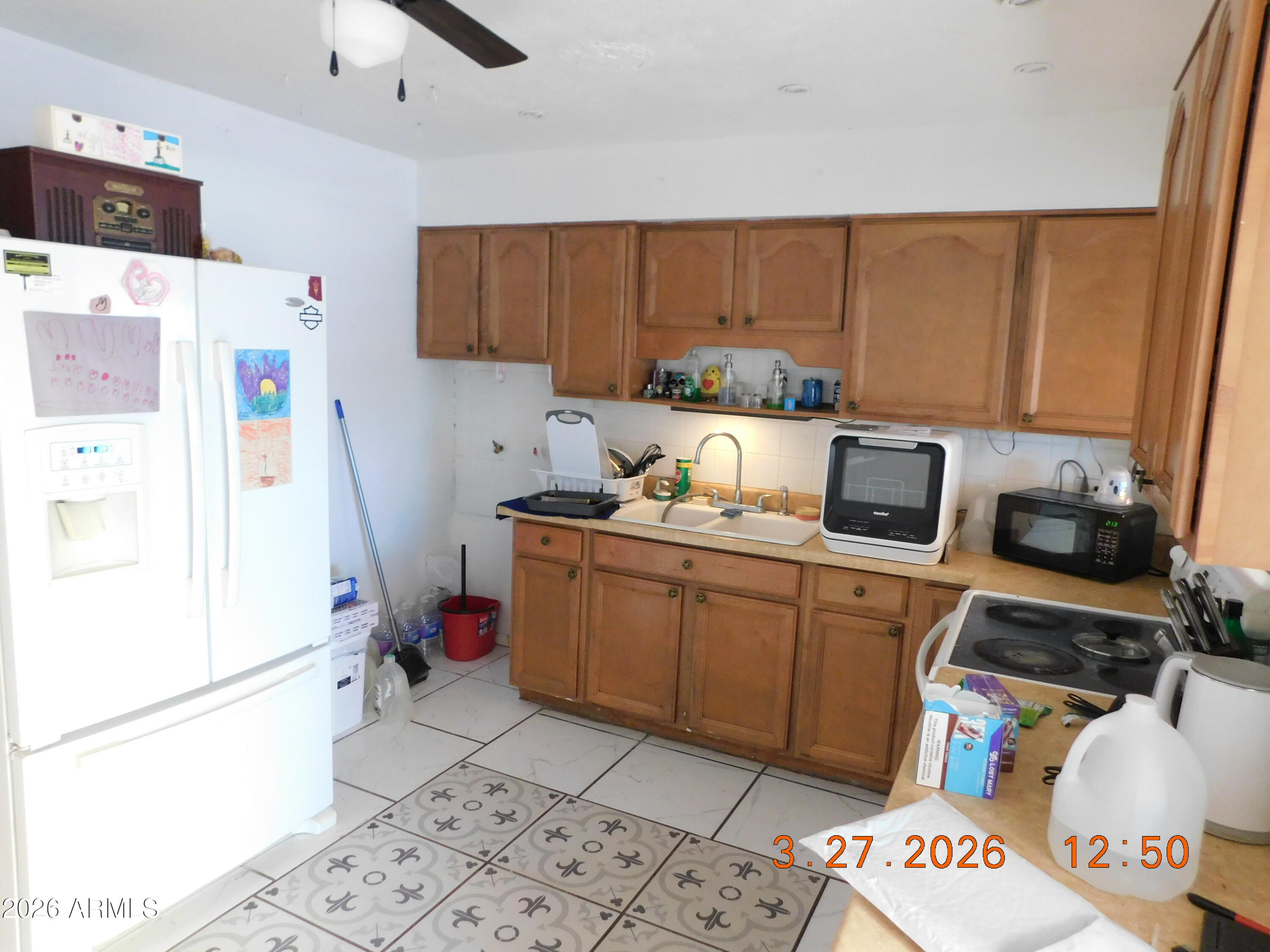 306 Danbury Road Kearny, AZ 85137 - Photo 12 of 59 Kitchen