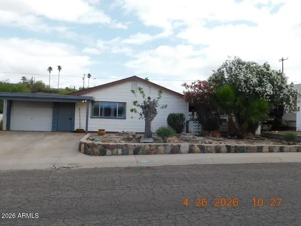 $190,000 | 306 Danbury Road, Kearny, AZ 85137
