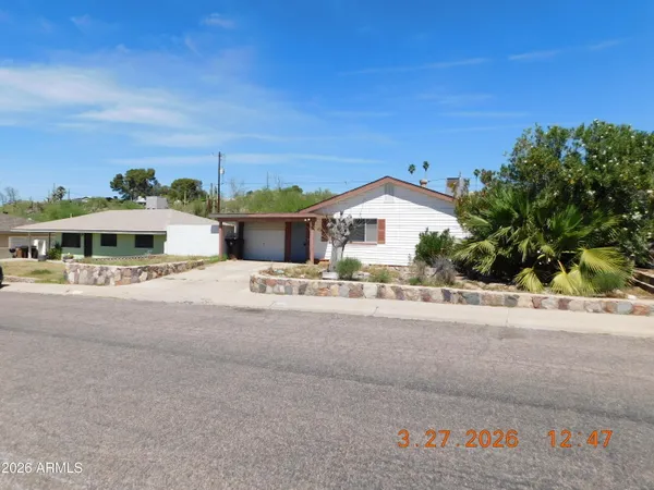 $190,000 | 306 Danbury Road, Kearny, AZ 85137