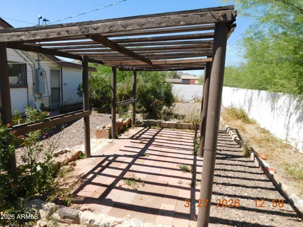 $190,000 | 306 Danbury Road, Kearny, AZ 85137