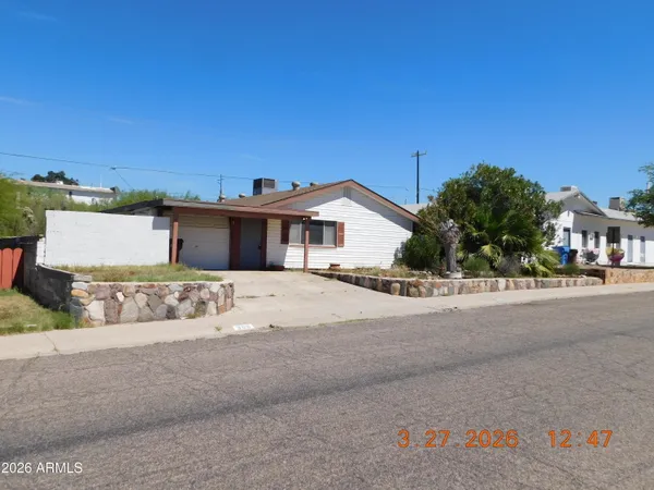 $190,000 | 306 Danbury Road, Kearny, AZ 85137