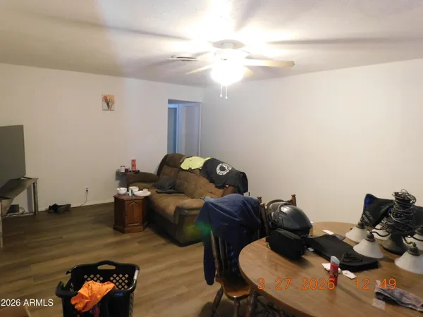 $200,000 | 306 Danbury Road, Kearny, AZ 85137