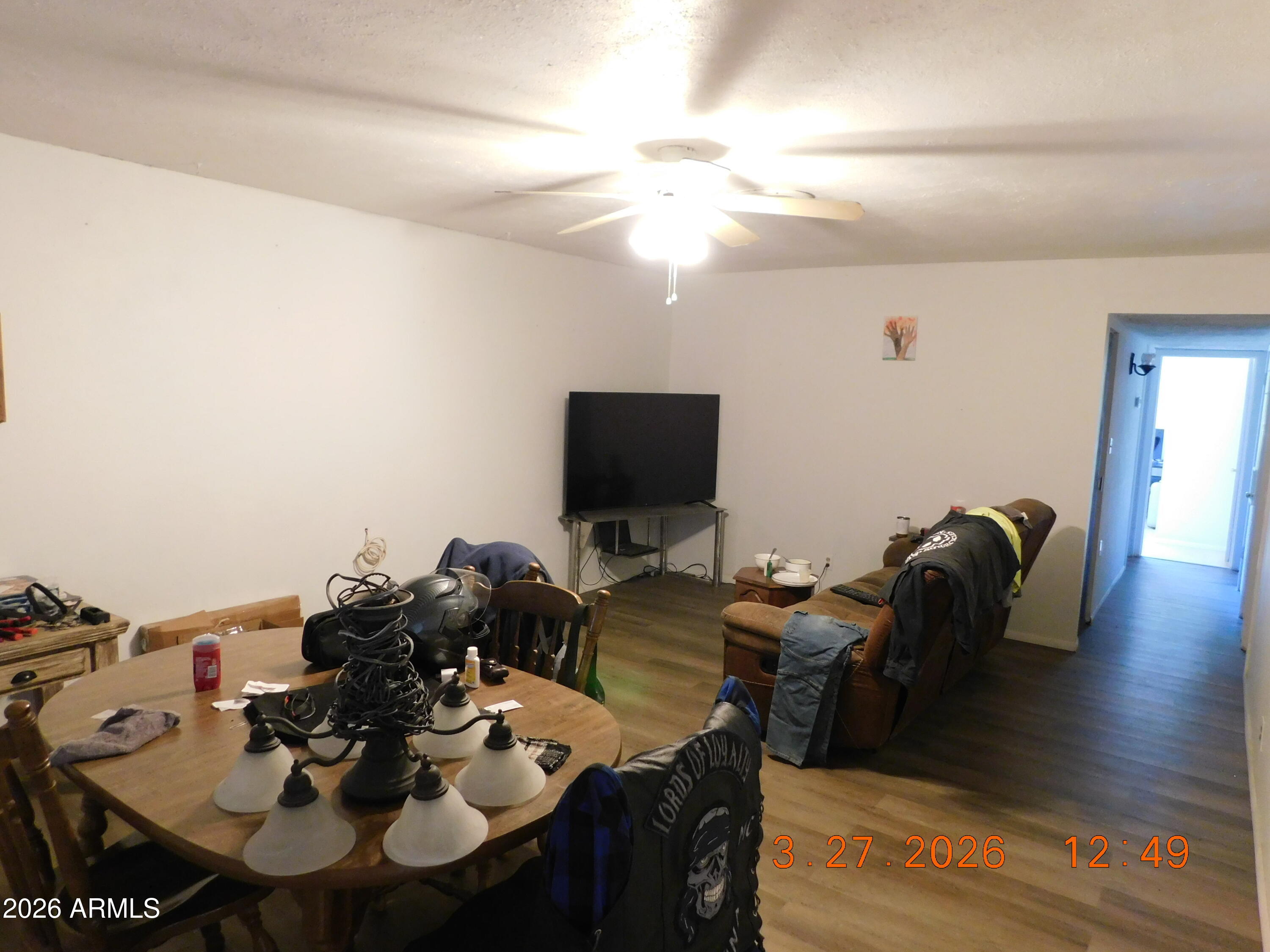 306 Danbury Road Kearny, AZ 85137 - Photo 6 of 59 Living Room