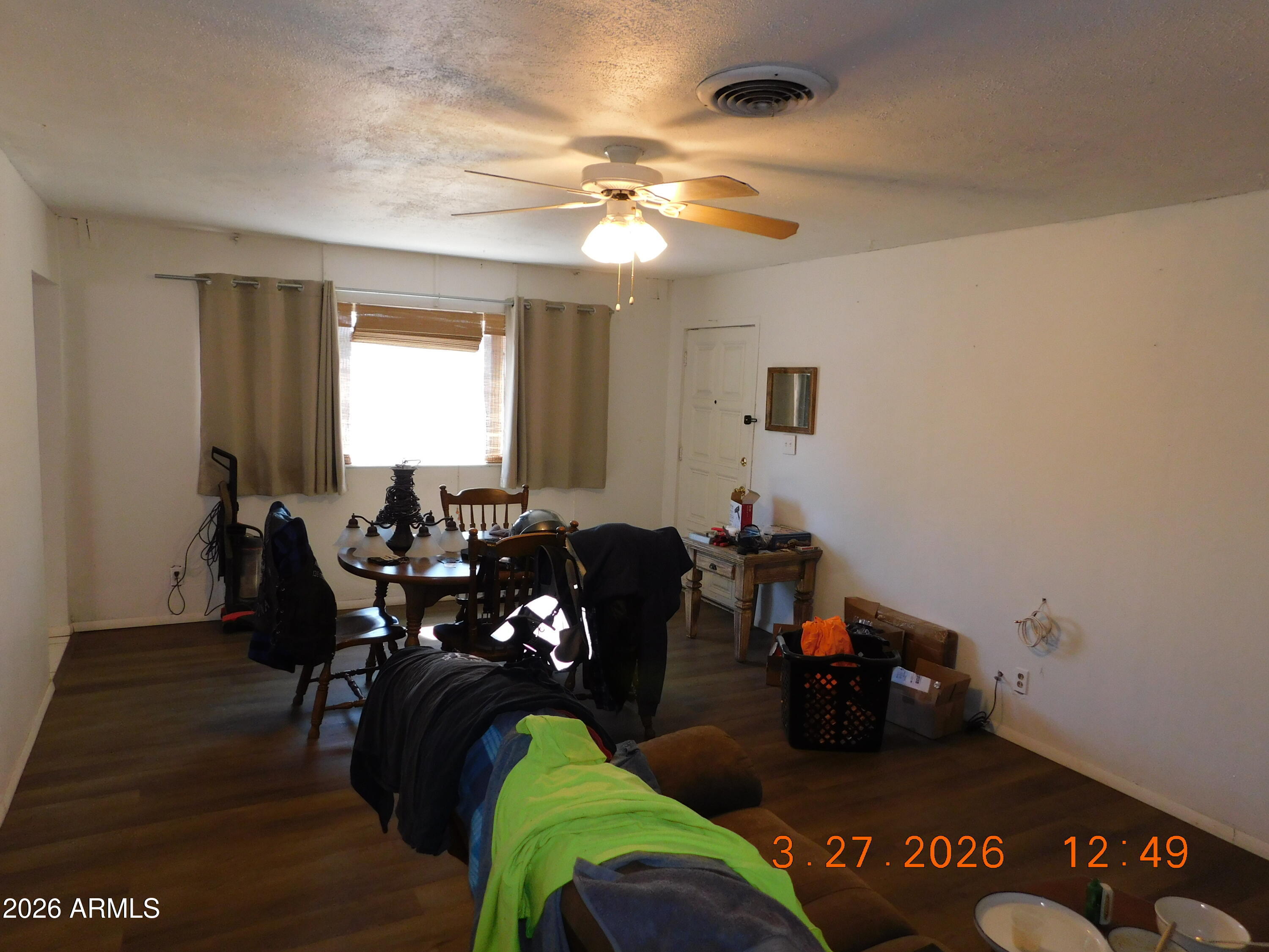 306 Danbury Road Kearny, AZ 85137 - Photo 7 of 59 Living Room