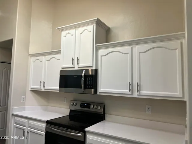 $847,000 | 910 South Paradise Drive, Gilbert, AZ 85233