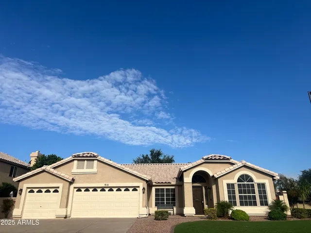 $847,000 | 910 South Paradise Drive, Gilbert, AZ 85233