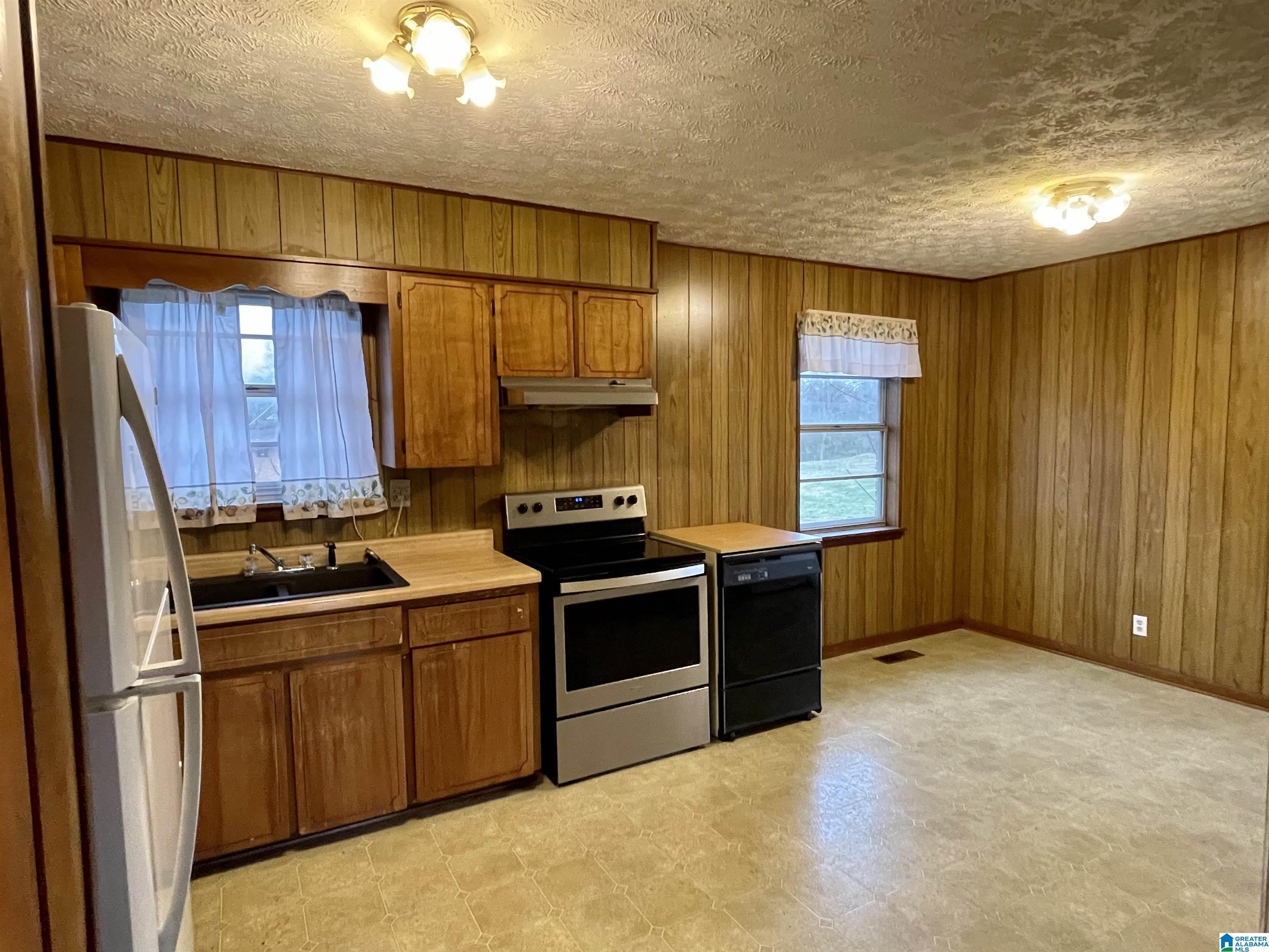 905 County Line Road Oxford, AL 36203 - Photo 8 of 21