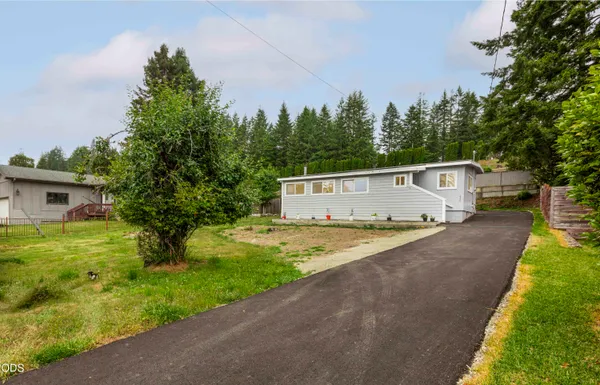 $375,000 | 620 Meadow Lane, Brookings, OR 97415