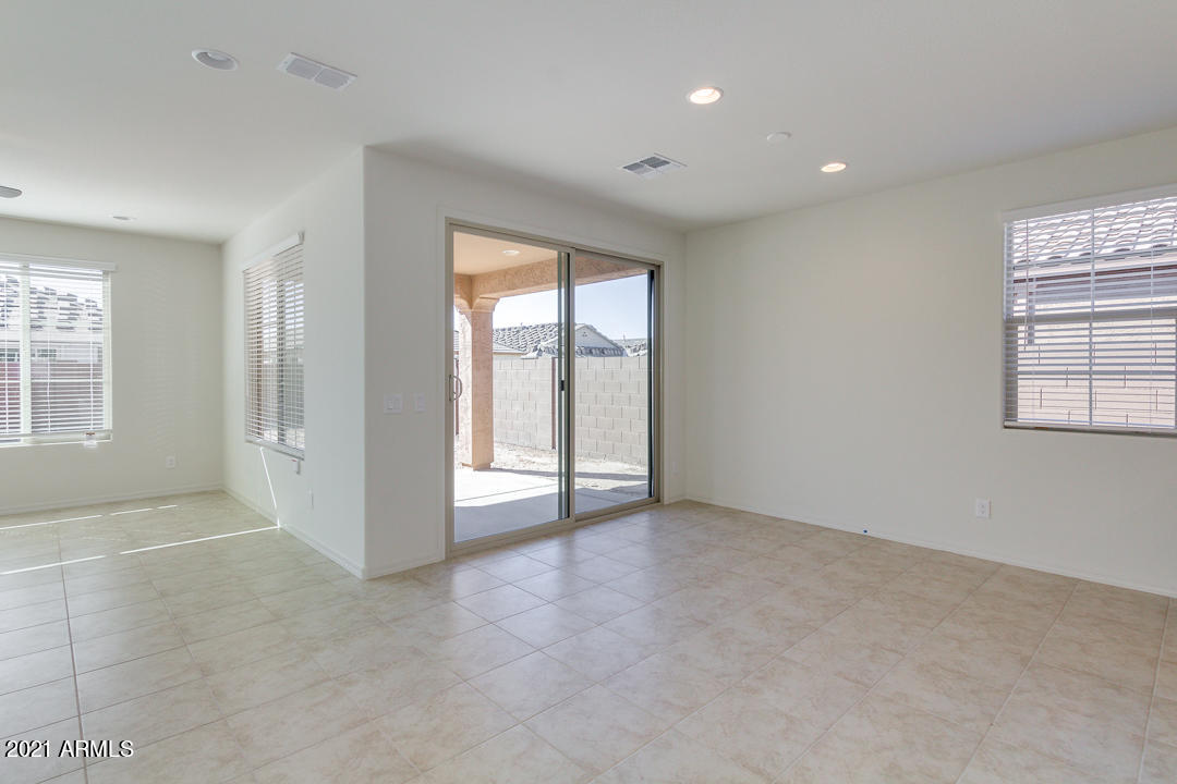 22897 East Marsh Road Queen Creek, AZ 85142 - Photo 9 of 36
