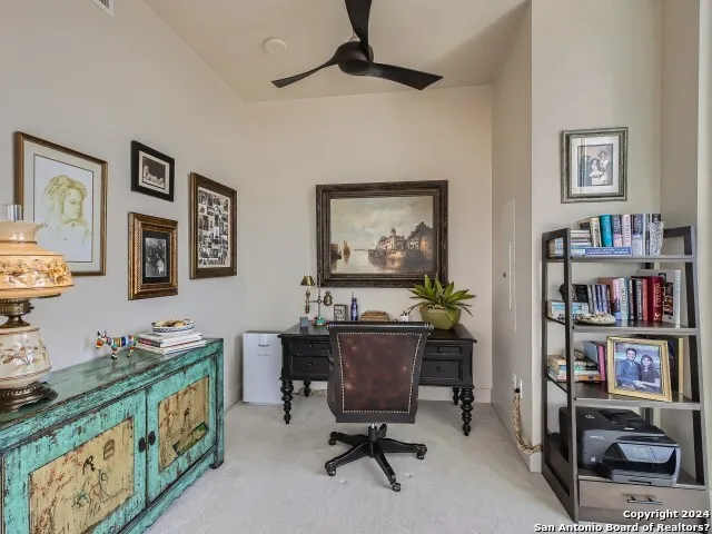 a view of a workspace with a workspace