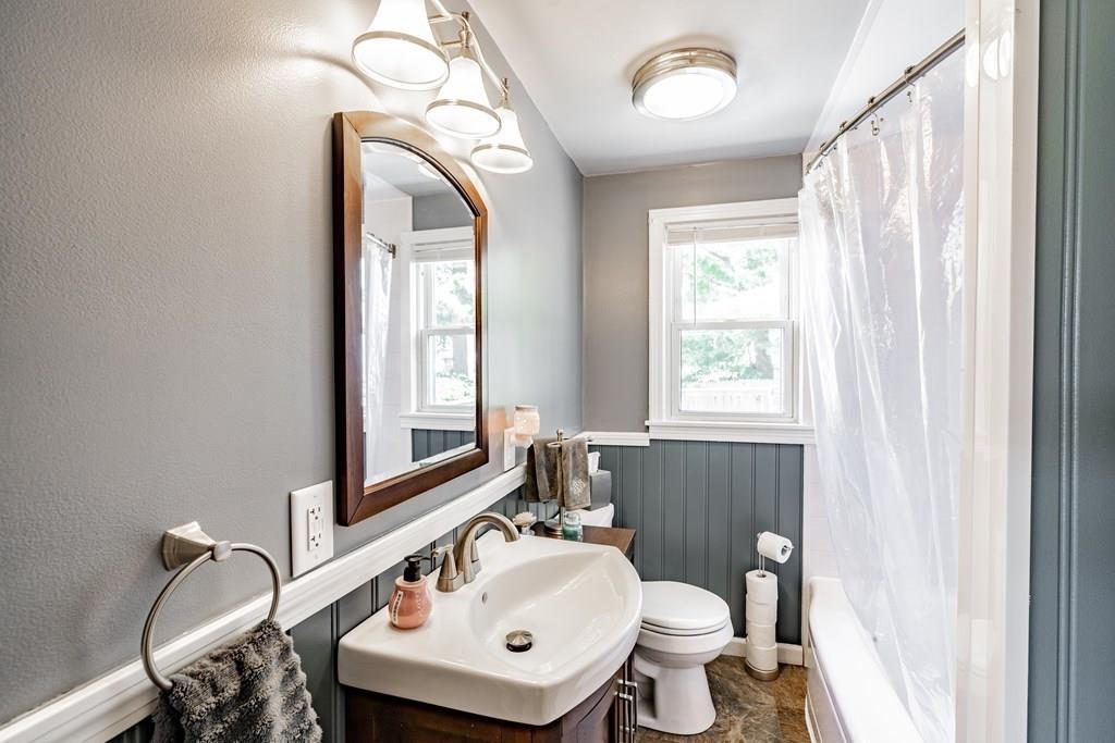 20 Bernard Street Springfield, MA 01109 - Photo 12 of 31 Gallery Image 12