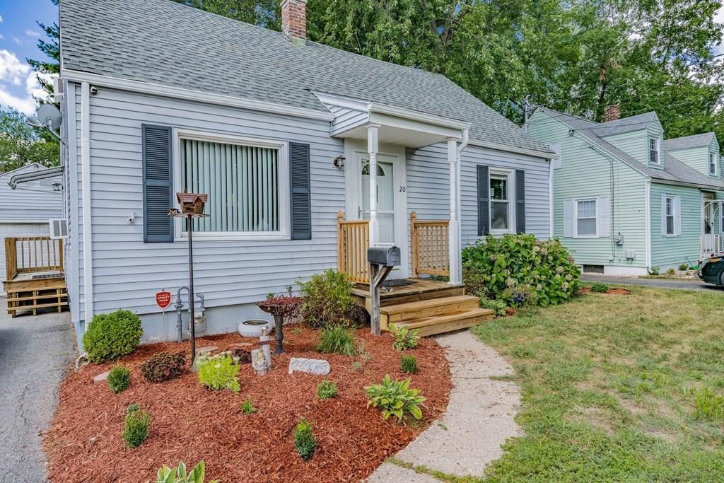 20 Bernard Street Springfield, MA 01109 - Photo 4 of 31 Gallery Image 4
