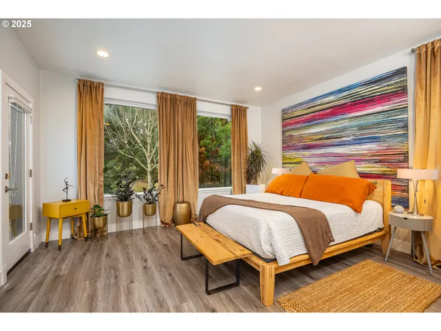 $572,000 | 3761 Nandina Drive, Florence, OR 97439