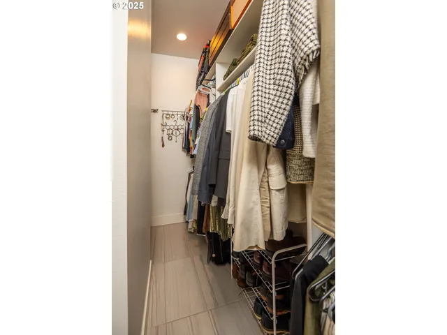 $572,000 | 3761 Nandina Drive, Florence, OR 97439