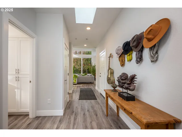 $572,000 | 3761 Nandina Drive, Florence, OR 97439