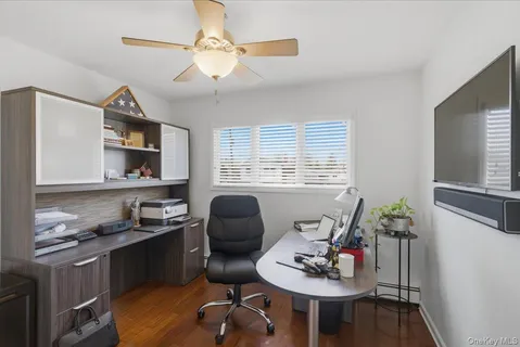 $899,000 | 241 West 18th Street, Deer Park, NY 11729