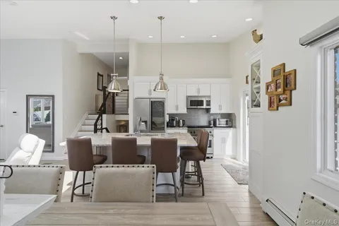 $899,000 | 241 West 18th Street, Deer Park, NY 11729