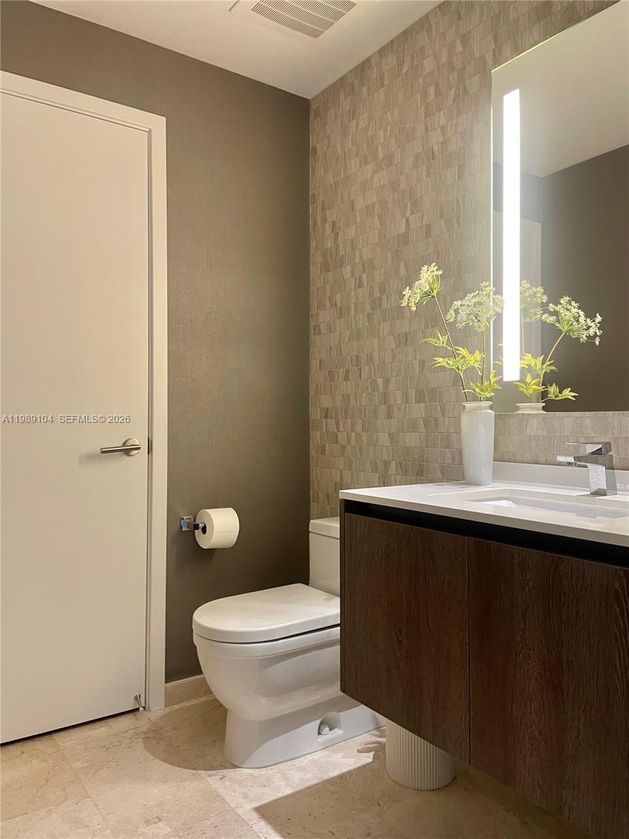 88 Southwest 7th Street, Unit 2404 Miami, FL 33130 - Photo 20 of 20