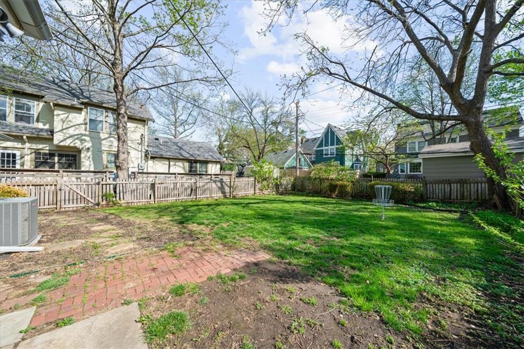 7 West Winthrope Road Kansas City, MO 64113 - Photo 19 of 22