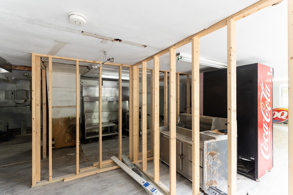 150 Framingham Road Southborough, MA 01772 - Photo 32 of 35