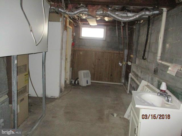 3116 Cedarhurst Road Baltimore, MD 21214 - Photo 7 of 10 Basement