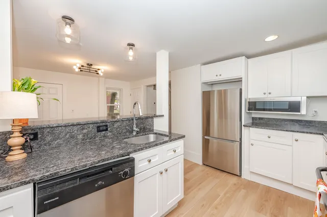 $419,900 | 36 Court Street, Dover, NH 03820