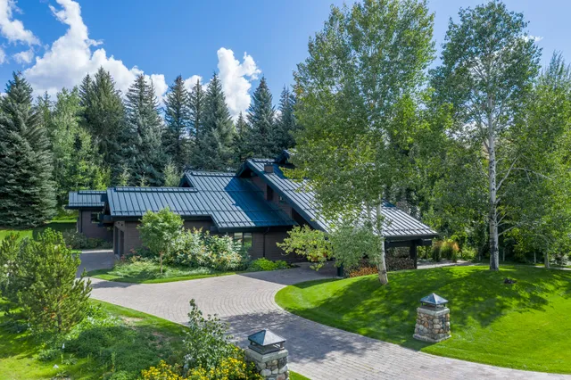 $7,950,000 | 104 Fairway Road, Sun Valley, ID 83353